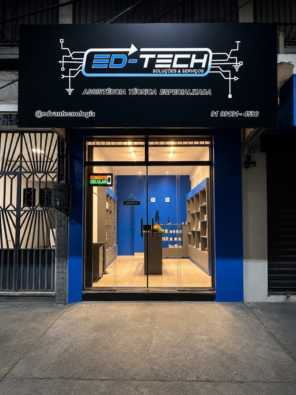 Fachada e entrada da ED-TECH
